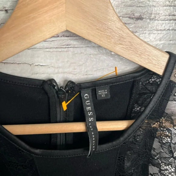 Guess black lace peplum top  size xs - Picture 3 of 7